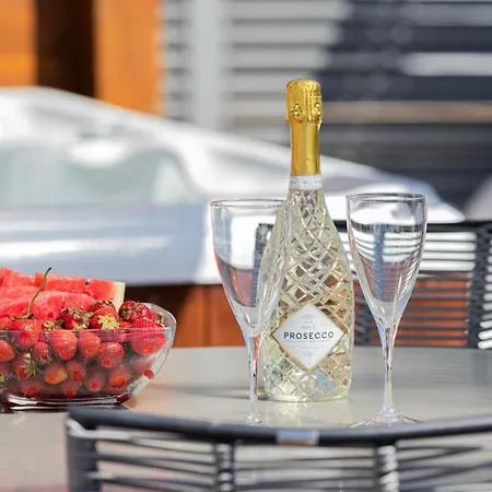 Luksusowy Apartament Z Jacuzzi By Jacek Budek アパート *