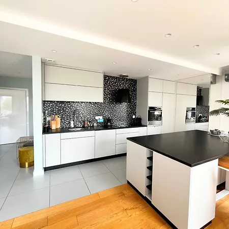 Luksusowy Apartament Z Jacuzzi By Jacek Budek アパート